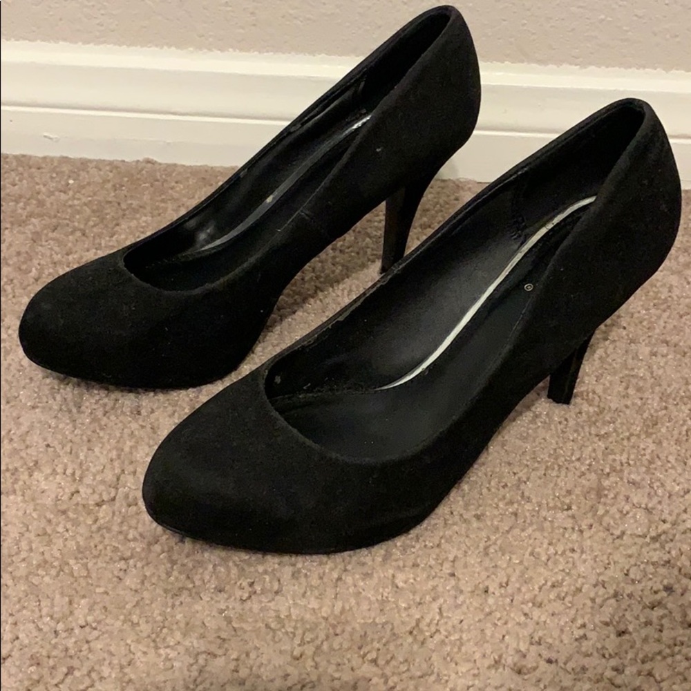 Black Qupid Pump Heels - Size 7